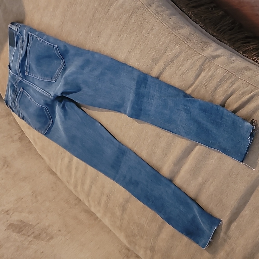Express Booty lifting Jeans - Picture 9 of 16
